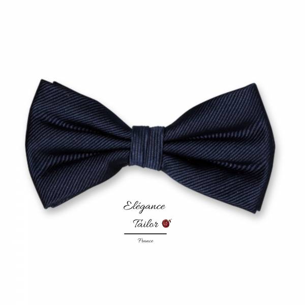 Nœud Papillon soie Bleu foncé face de chez Elégance Tailor Toulon