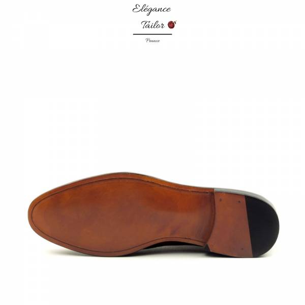 Les Tassels loafer de chez Elégance Tailor Toulon vue semelles