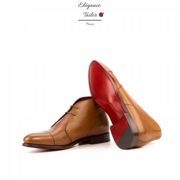 Les bottines Chukka boots de chez Elégance Tailor Toulon vue de face