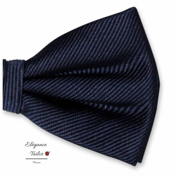 Nœud Papillon soie Bleu foncé détalle de chez Elégance Tailor Toulon